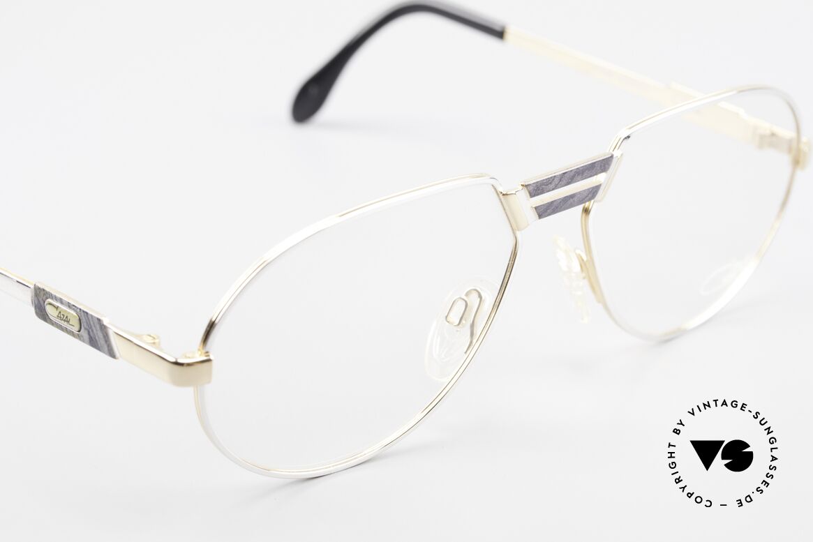 Cazal 739 Goldplattierte Brillenfassung, ungetragen (wie alle unsere CAZAL vintage Brillen), Passend für Herren