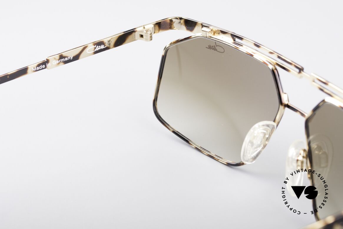 Cazal 966 Markante 90er Designer Brille, ungetragen (wie alle unsere vintage Cazal Brillen), Passend für Herren