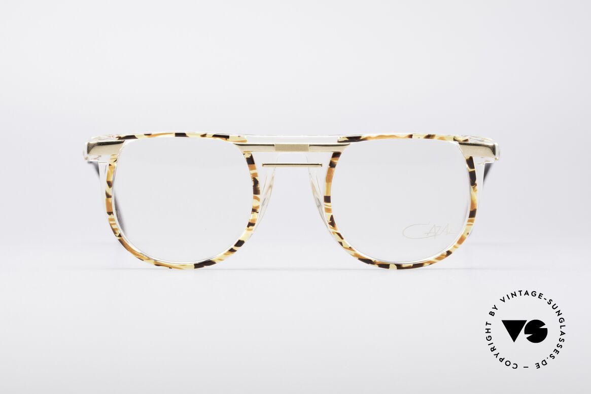 Cazal 647 90er Vintage Designerbrille, rundliche Designer-Korrektionsfassung von CAZAL, Passend für Herren und Damen