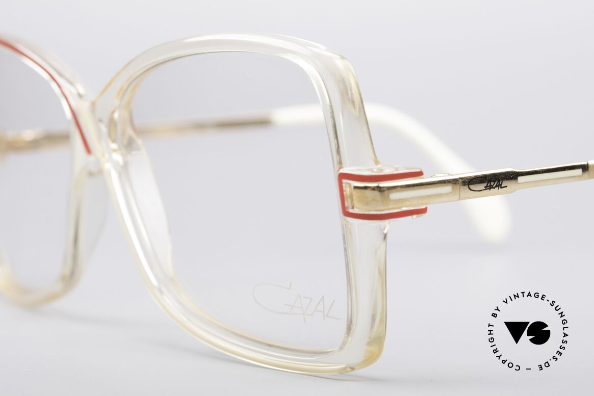 Cazal 175 Echt 80er Vintage Brille, ungetragen (wie alle unsere alten vintage Brillen), Passend für Damen