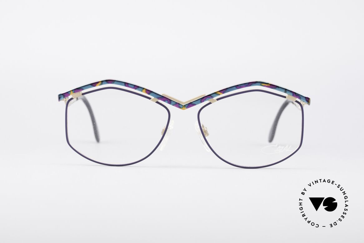 Cazal 249 Pop Art Design Titanium, zauberhafte CAZAL Designerbrille aus den 90ern, Passend für Damen