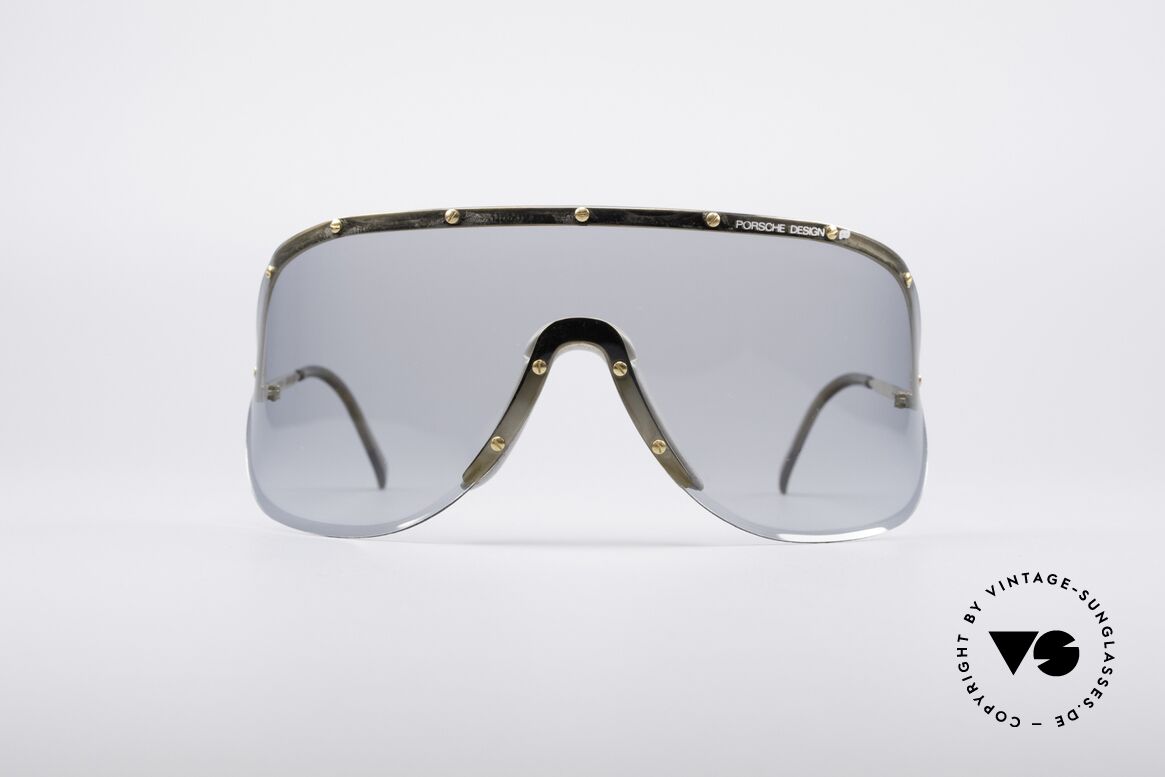 Porsche 5620 Yoko Ono Sonnenbrille Gold, Model 5620: riesige Scheibe für den besonderen Auftritt, Passend für Herren und Damen