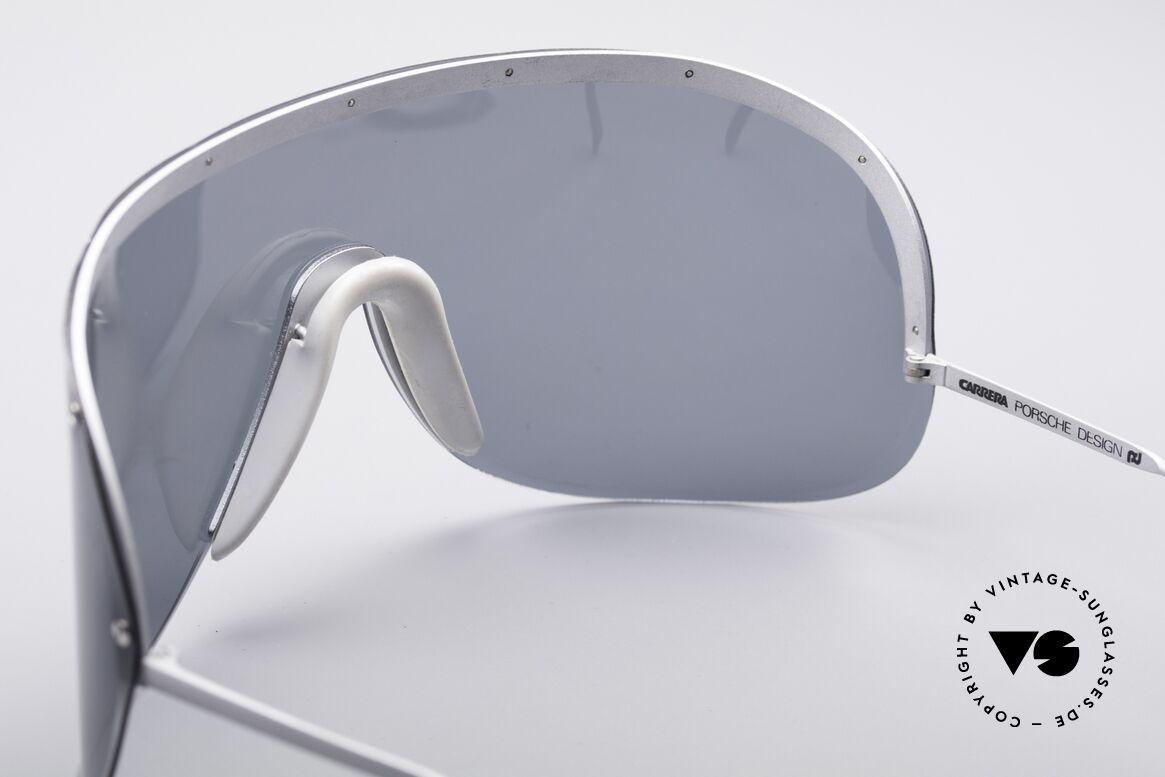 Porsche 5620 Yoko Ono Sonnenbrille Silber, damals als Sportbrille konzipiert (polarisierende Scheibe), Passend für Herren und Damen