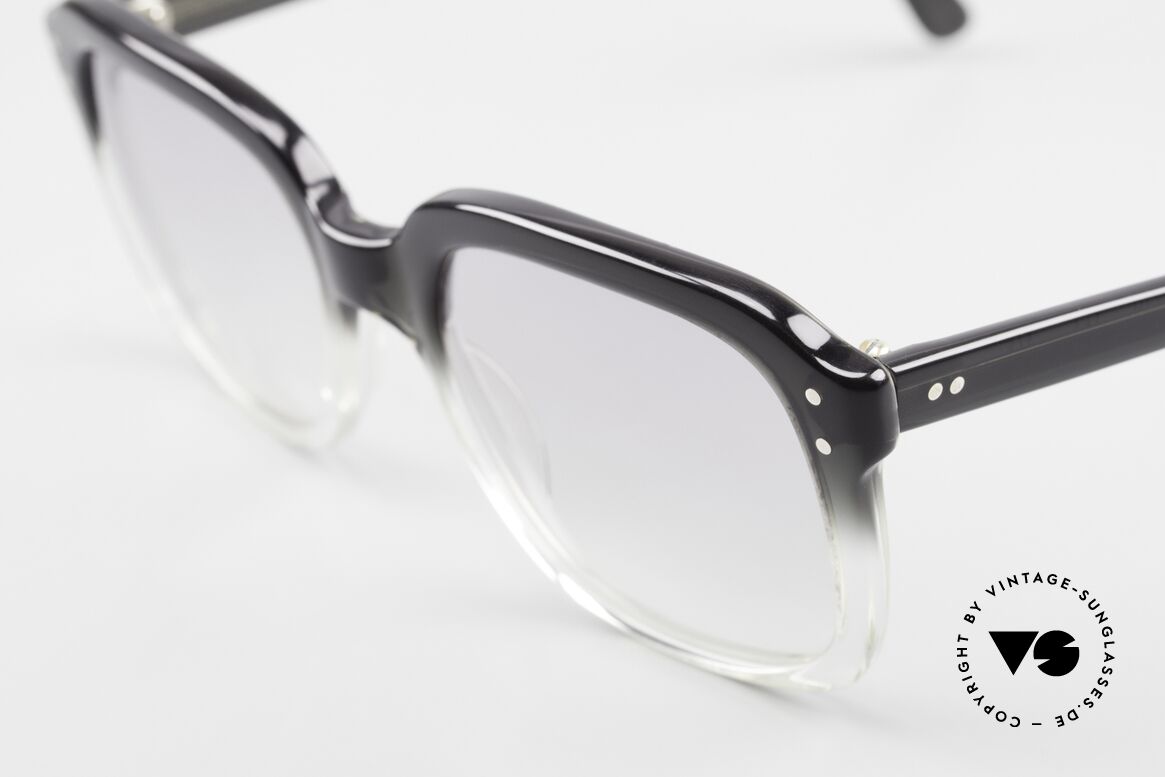 Metzler 449 Echte 70er Original Nerdbrille, damals typische Farbgebung in "schwarz zu kristall", Passend für Herren