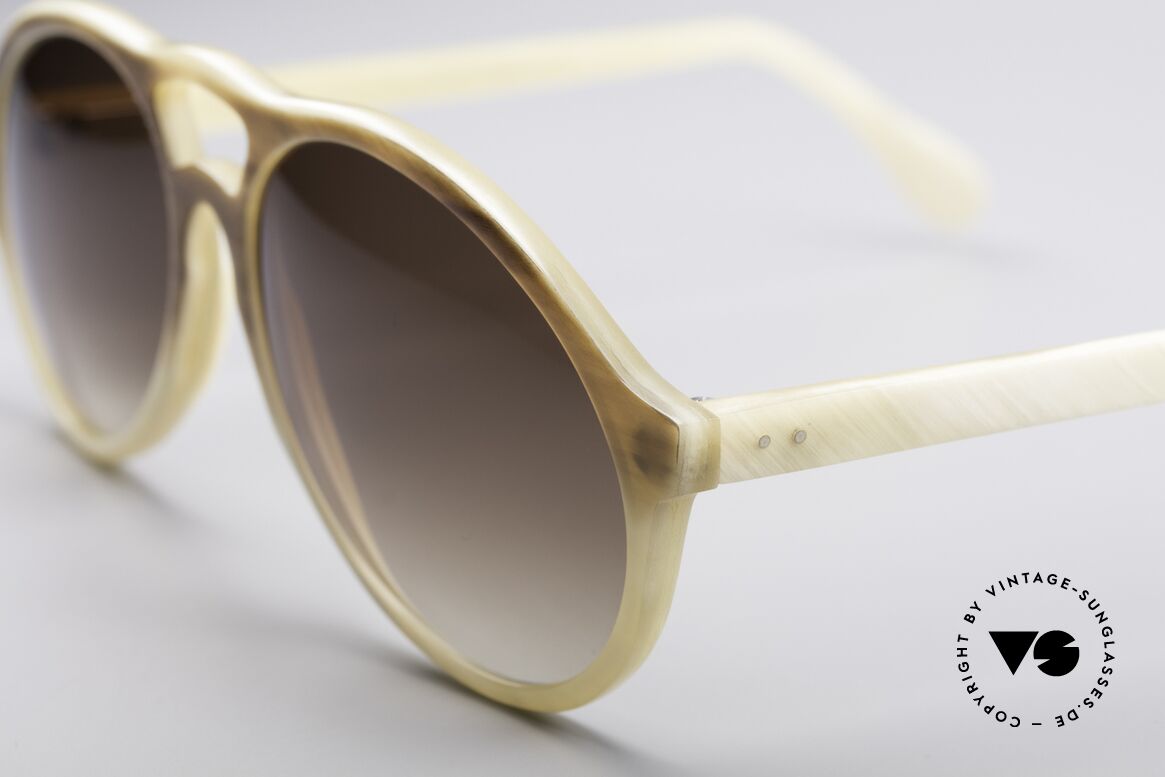 Bugatti 7343 Echt Büffelhorn Sonnenbrille, einzigartiger Rahmen, jedes Horn-Modell ist individuell, Passend für Herren