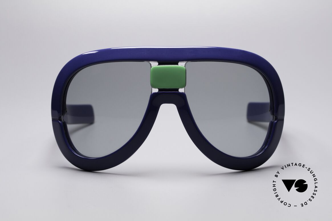 Silhouette Futura 563 Limitierte 70er Sonnenbrille, Mod. 563 aus der legendären Silhouette Futura Serie, Passend für Damen