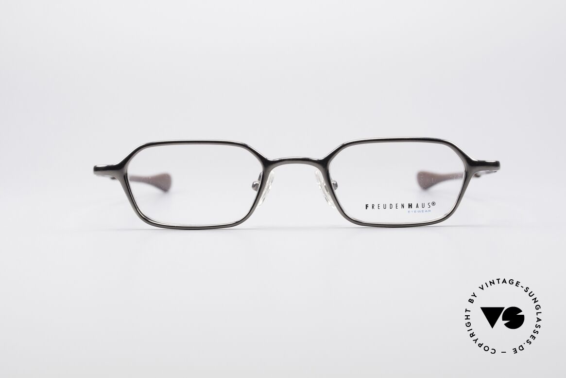 Freudenhaus Rio 90er Titanium Vintage Brille, vintage Brillenfassung von FREUDENHAUS, München, Passend für Herren und Damen