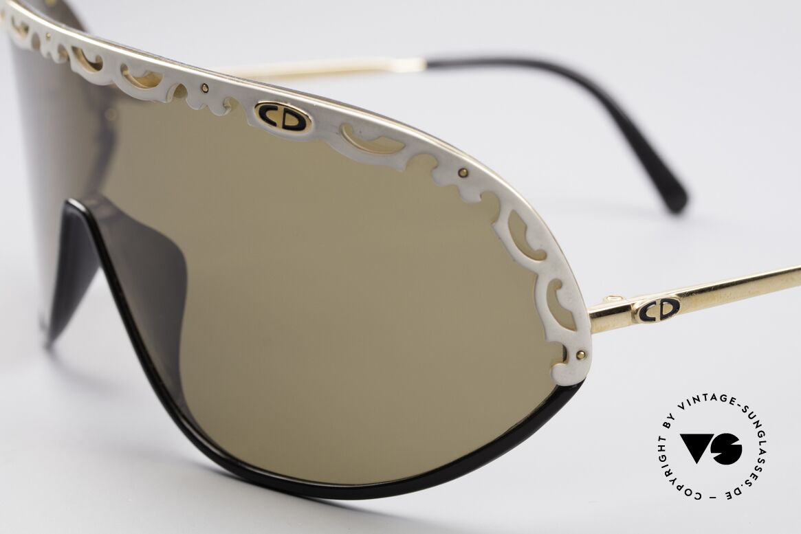 Christian Dior 2501 80er Designer Sonnenbrille, hoher Tragekomfort und Top-Qualität (polarisierend), Passend für Damen