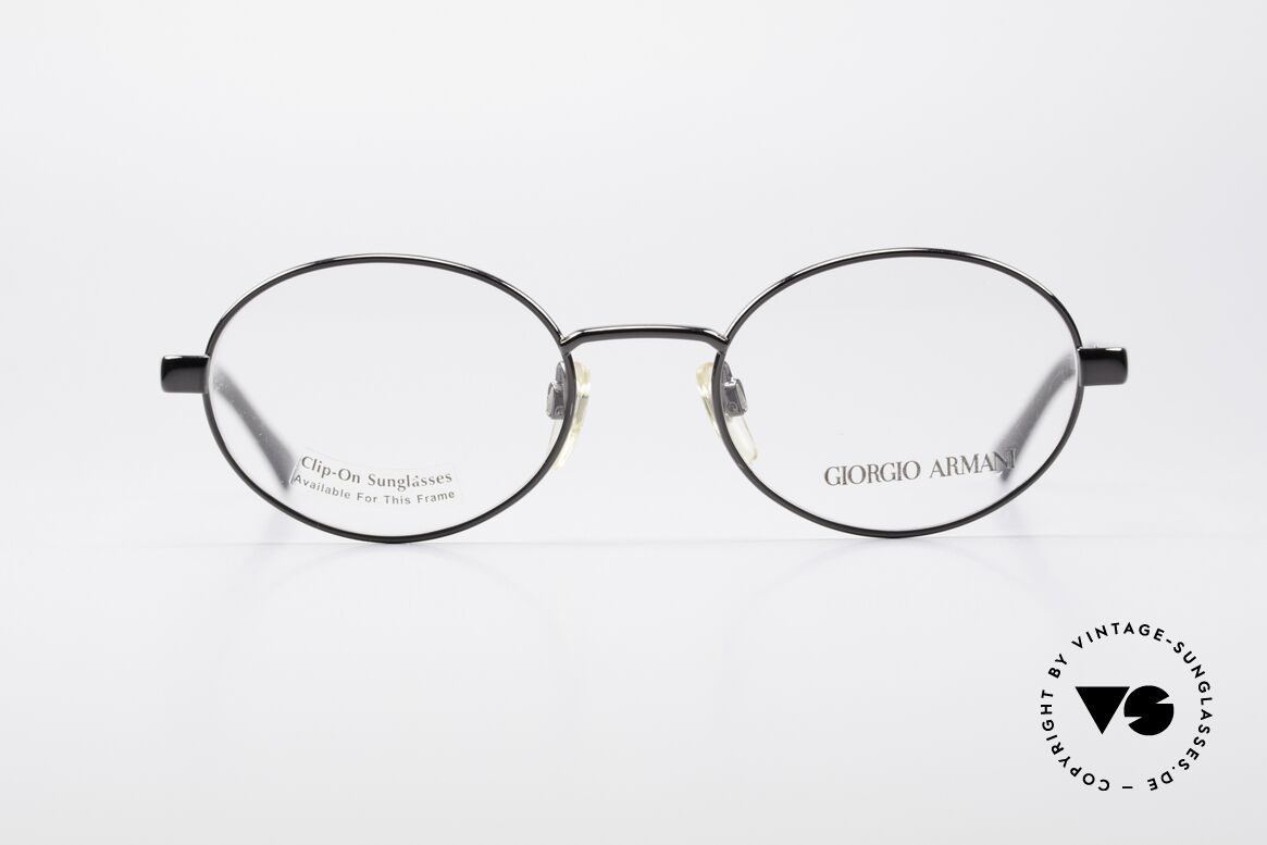 Giorgio Armani 257 Ovale Vintage Fassung 90er, ovale vintage Brillenfassung vom GIORGIO ARMANI, Passend für Herren und Damen