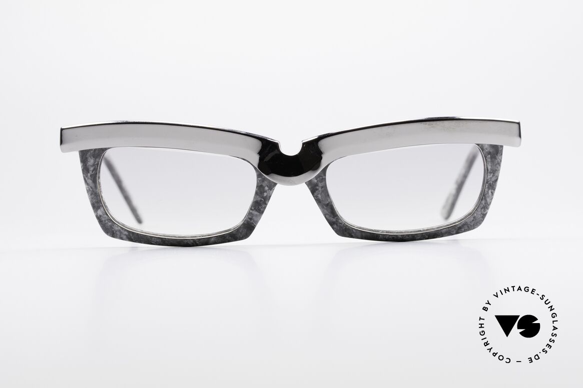 Alain Mikli 611 / 021 Spektakuläre Vintage Brille, spektakuläre Rahmenkonstruktion & grandioses Muster, Passend für Herren und Damen