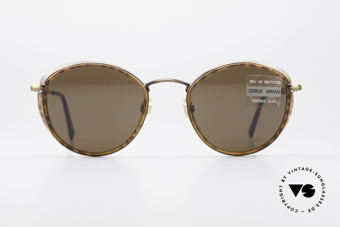 Giorgio Armani 655 90er No Retro Sonnenbrille, Armani DesignerSonnenbrille mit kleinen Seitenblenden, Passend für Herren und Damen