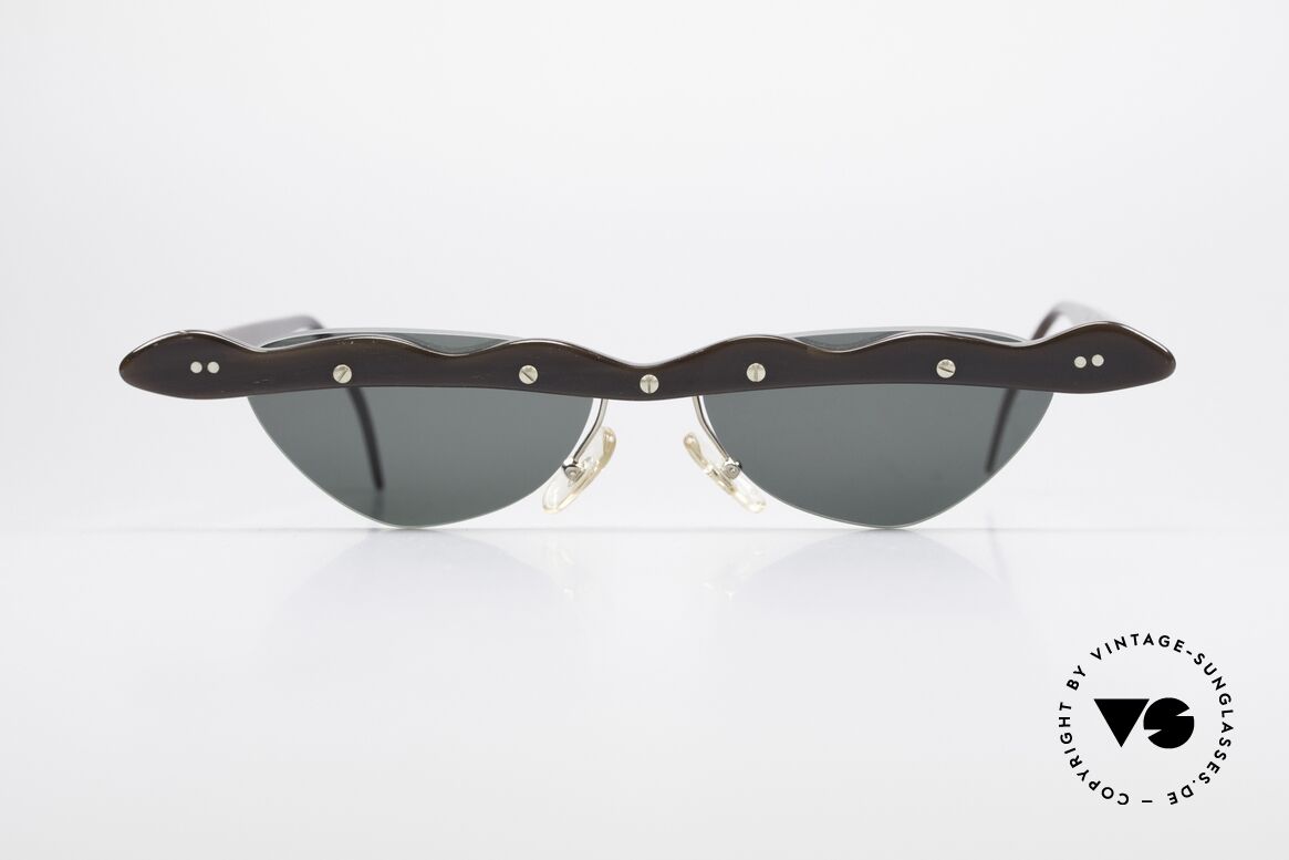 Theo Belgium Beta Büffelhorn Sonnenbrille, Theo Belgium: die eigenwilligste Brillenmarke, weltweit, Passend für Damen