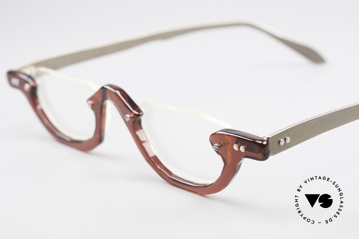 Theo Belgium Eye-Witness AE27 Crazy Vintage Lesebrille, Eye-Witness kam 1995 als "unvollendet" & asymmetrisch, Passend für Herren und Damen