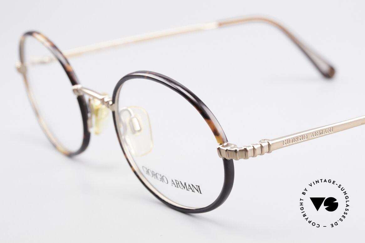 Giorgio Armani 223 Ovale Vintage Brille 90er, einfach nur stylisch und in absoluter Spitzen-Qualität, Passend für Herren und Damen