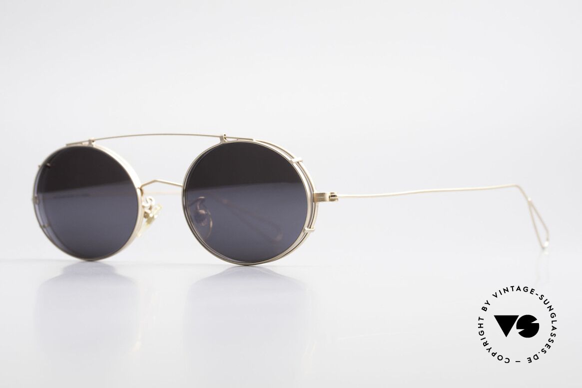 Cutler And Gross 0305 Sonnenbrille mit Sonnenclip, stilvoll & unverwechselbar; auch ohne pompöse Logos, Passend für Herren und Damen