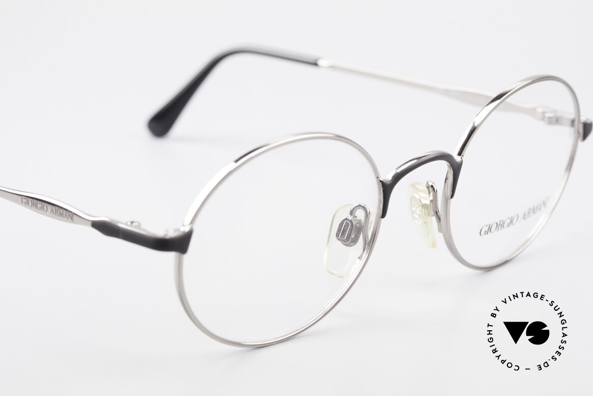 Giorgio Armani 243 Runde Ovale Brille 90er Small, keine aktuelle Kollektion; ein 25 J. altes Original, Passend für Herren und Damen