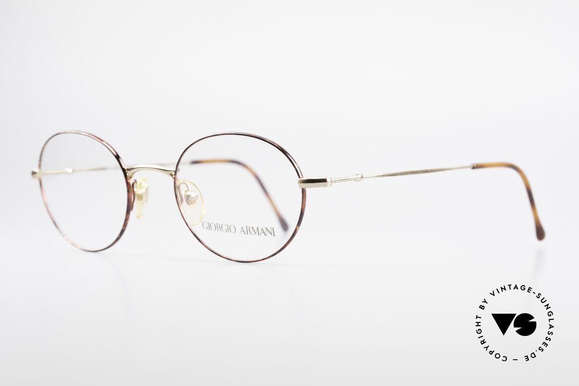 Giorgio Armani 252 Alte Vintage Brille Oval 90er, dezenter, zeitloser Stil; passt gut zu fast jedem Look, Passend für Herren und Damen
