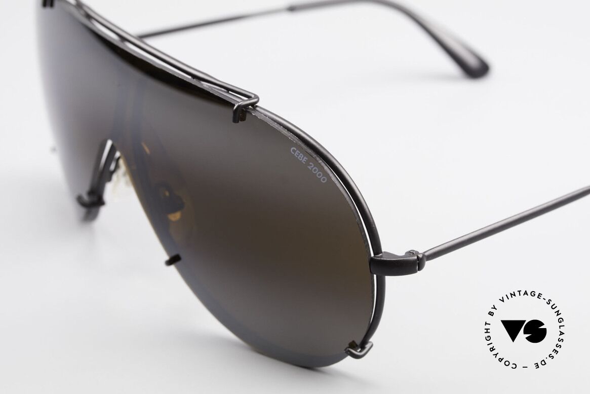 Cebe 2000 Vintage Ral­lye Sportbrille, die Fassung könnte zudem auch optisch verglast werden, Passend für Herren