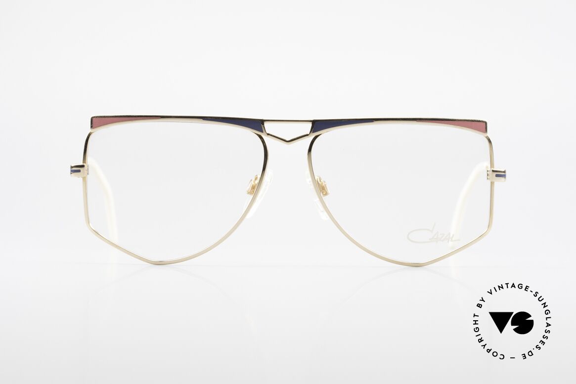 Cazal 227 Echt Alte 80er Vintage Brille, tolle Damen-Designerbrille von Cari Zalloni (CAZAL), Passend für Damen