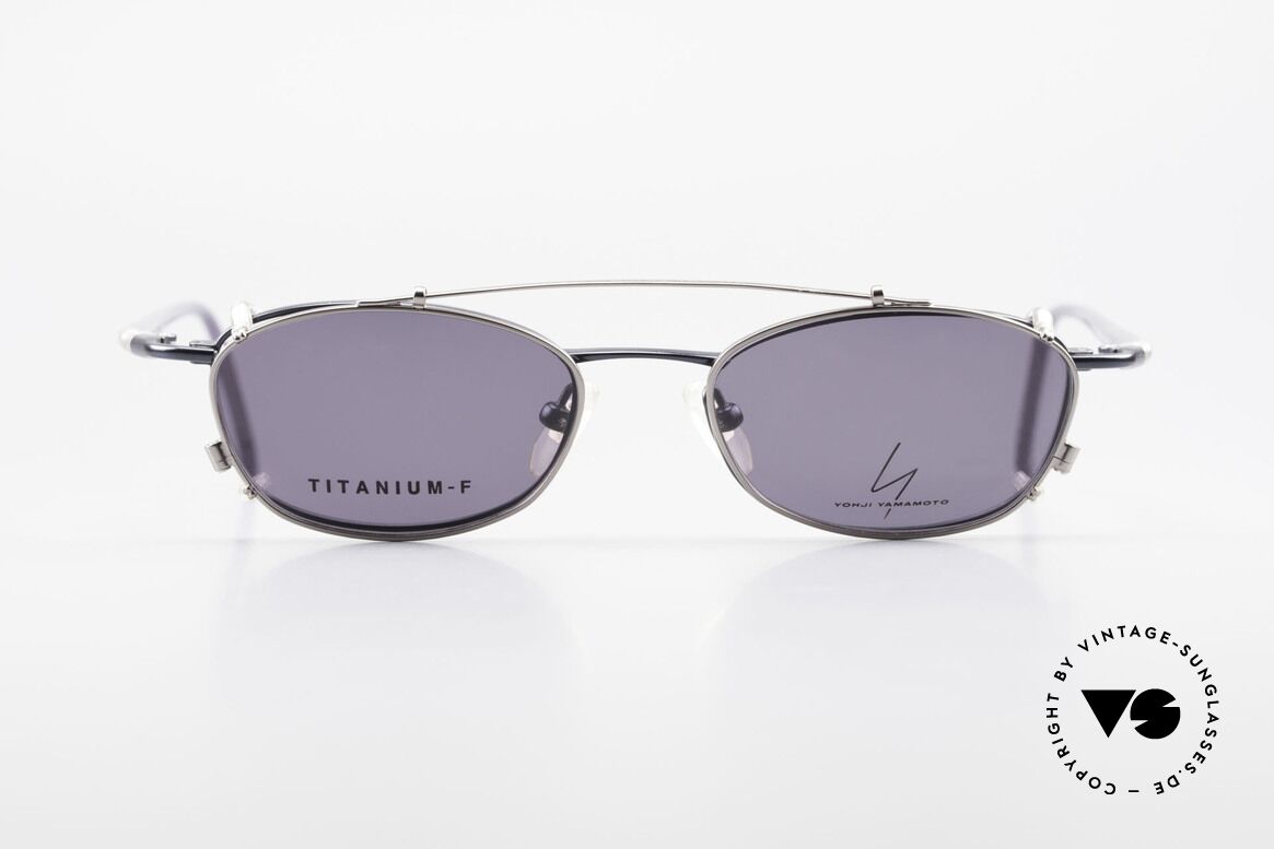 Yohji Yamamoto 51-0013 Clip On Titanium Brille Blau, vintage Brille von Yohji Yamamoto mit Sonnen-Clip, Passend für Herren und Damen
