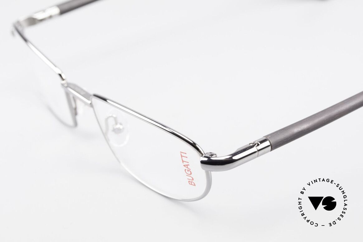 Bugatti 537 Echthorn Brille Ruthenium, flexible Federscharniere für eine optimale Passform, Passend für Herren