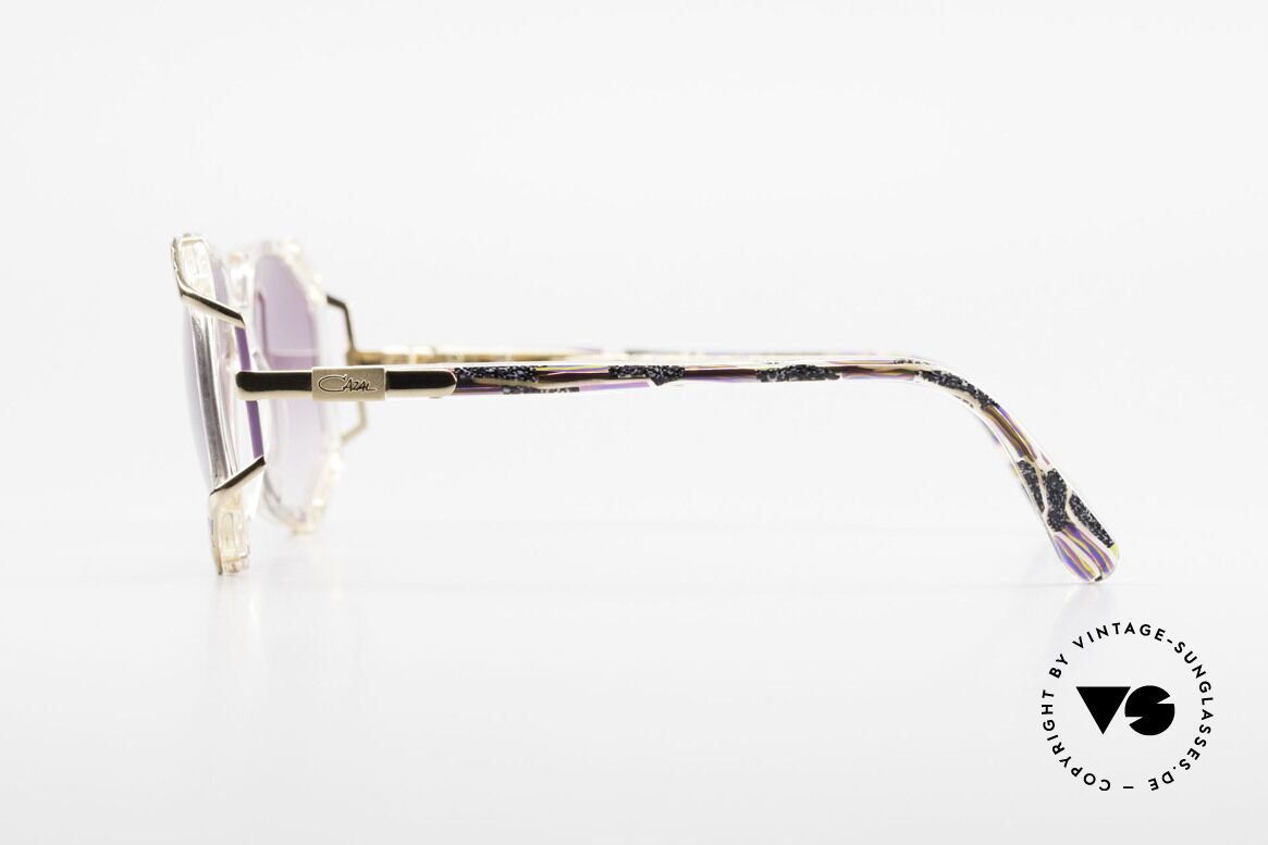 Cazal 355 Aussergewöhnliche 90er Cazal, ungetragen (wie alle unsere CAZAL vintage Brillen), Passend für Damen