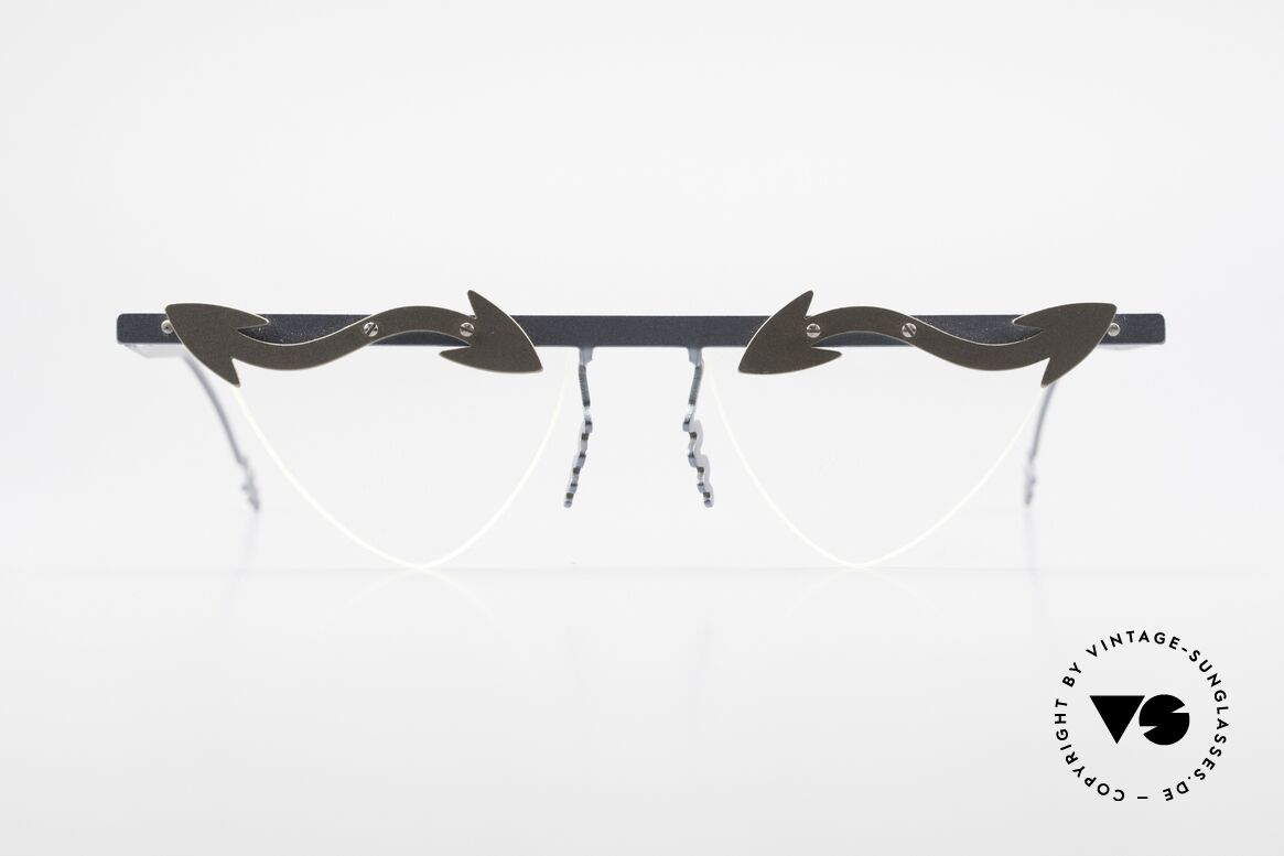Theo Belgium Tita II B5 Herzförmige XL Brille Titan, Theo Belgium: die eigenwilligste Brillenmarke, weltweit, Passend für Damen