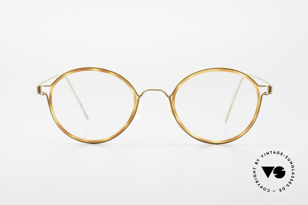 Lindberg Panto Air Titan Rim Titan Brille mit Azetat Inlay, markant veredelte Air Titanium Version mit Azetat-Rand, Passend für Herren und Damen Lindberg Panto Air Titan Rim Titan Brille mit Azetat Inlay, markant veredelte Air Titanium Version mit Azetat-Rand, Passend für Herren und Damen