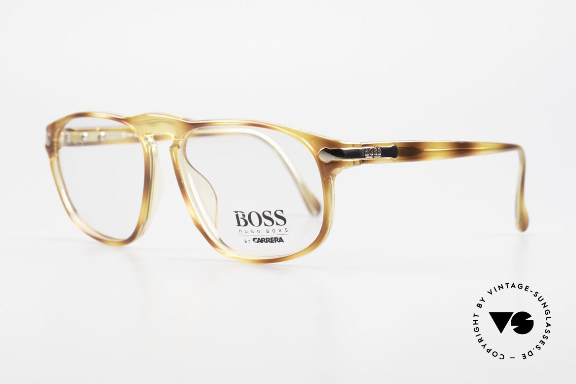 BOSS 5102 Eckige Vintage Optyl Brille, Rahmen aus enorm hochwertigem Optyl-Kunststoff, Passend für Herren
