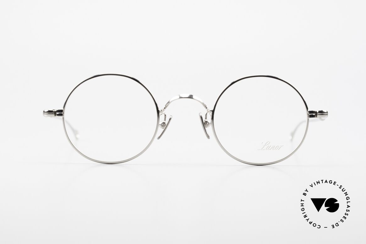 Lunor V 110 Runde Vintage Brille Zeitlos, LUNOR = ehrliches Handwerk mit Liebe zum Detail, Passend für Herren Lunor V 110 Runde Vintage Brille Zeitlos, LUNOR = ehrliches Handwerk mit Liebe zum Detail, Passend für Herren