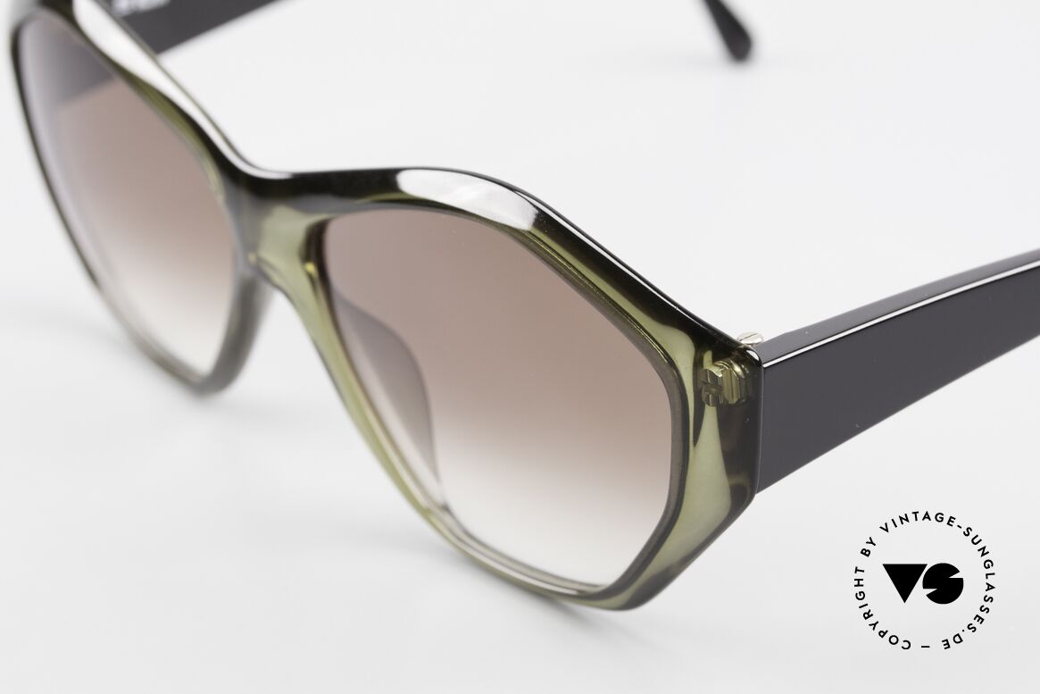 Paloma Picasso 1463 90er Optyl Damen Sonnenbrille, von 1990, doch das Optyl-Material glänzt wie neu, Passend für Damen