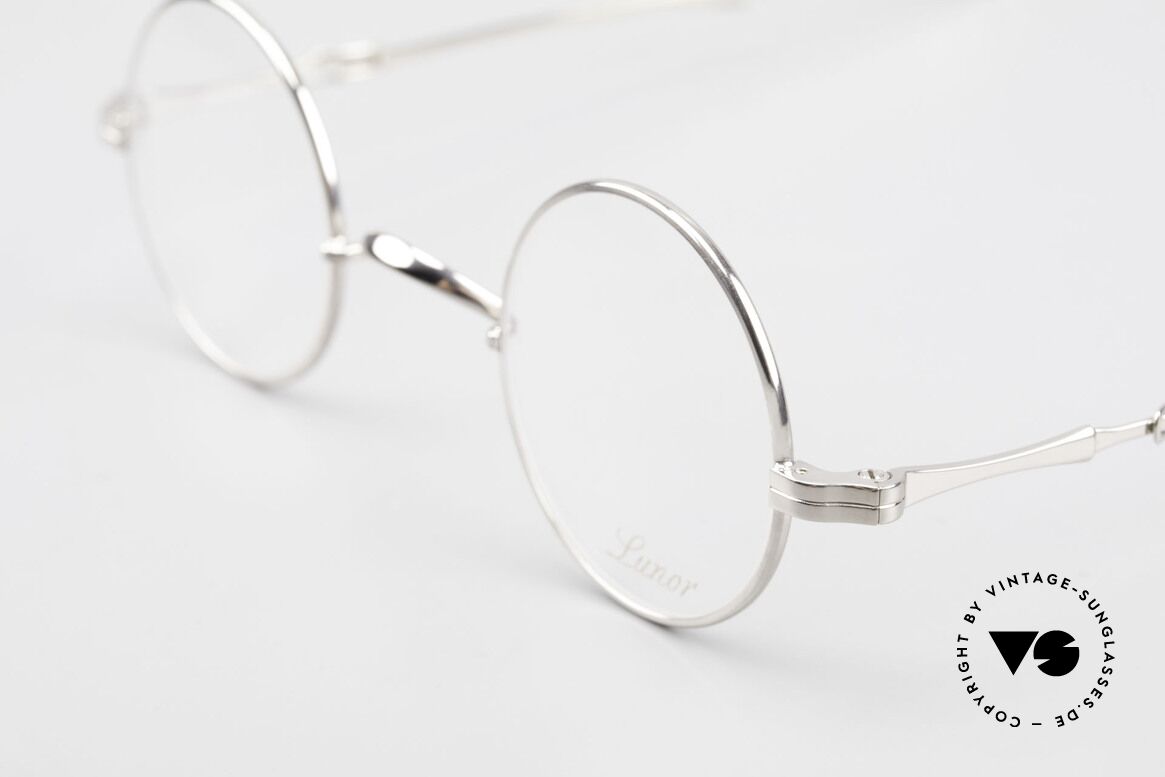 Lunor I 12 Telescopic Runde Schiebebügel Brille, bekannt für den W-Steg und die schlichten Formen, Passend für Herren und Damen
