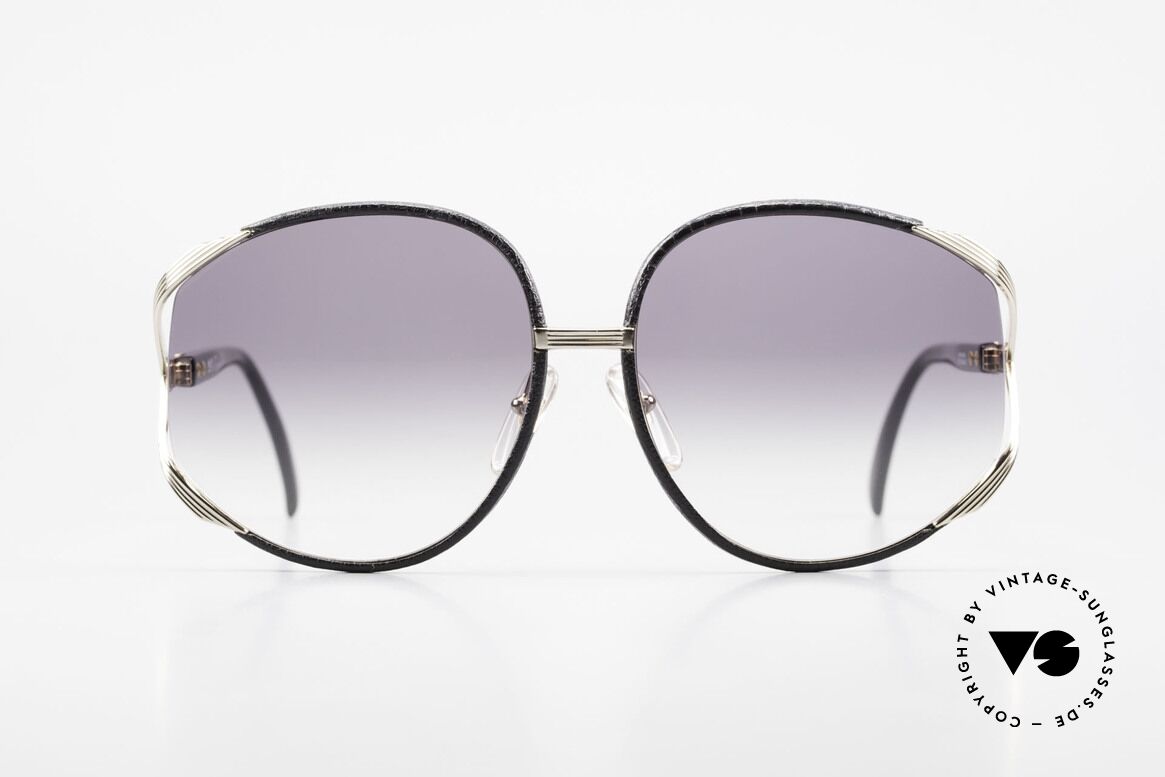 Christian Dior 2250 Rihanna Sonnenbrille Leder, sehr feminines, elegantes Design mit riesigen Gläsern, Passend für Damen