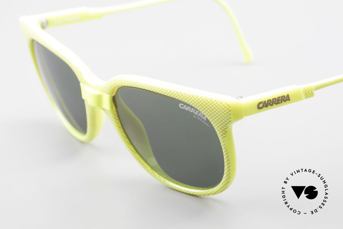 Carrera 5426 80er Damen Sportsonnenbrille, sehr interessantes Rahmenmuster mit 'Gitter-Effekt', Passend für Damen