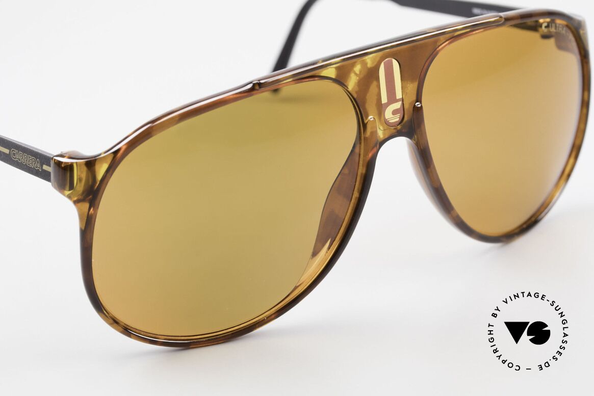 Carrera 5424 80s Sonnenbrille Polarisierend, C Ultra-Pol polarisierende Gläser; 100% UV Schutz, Passend für Herren