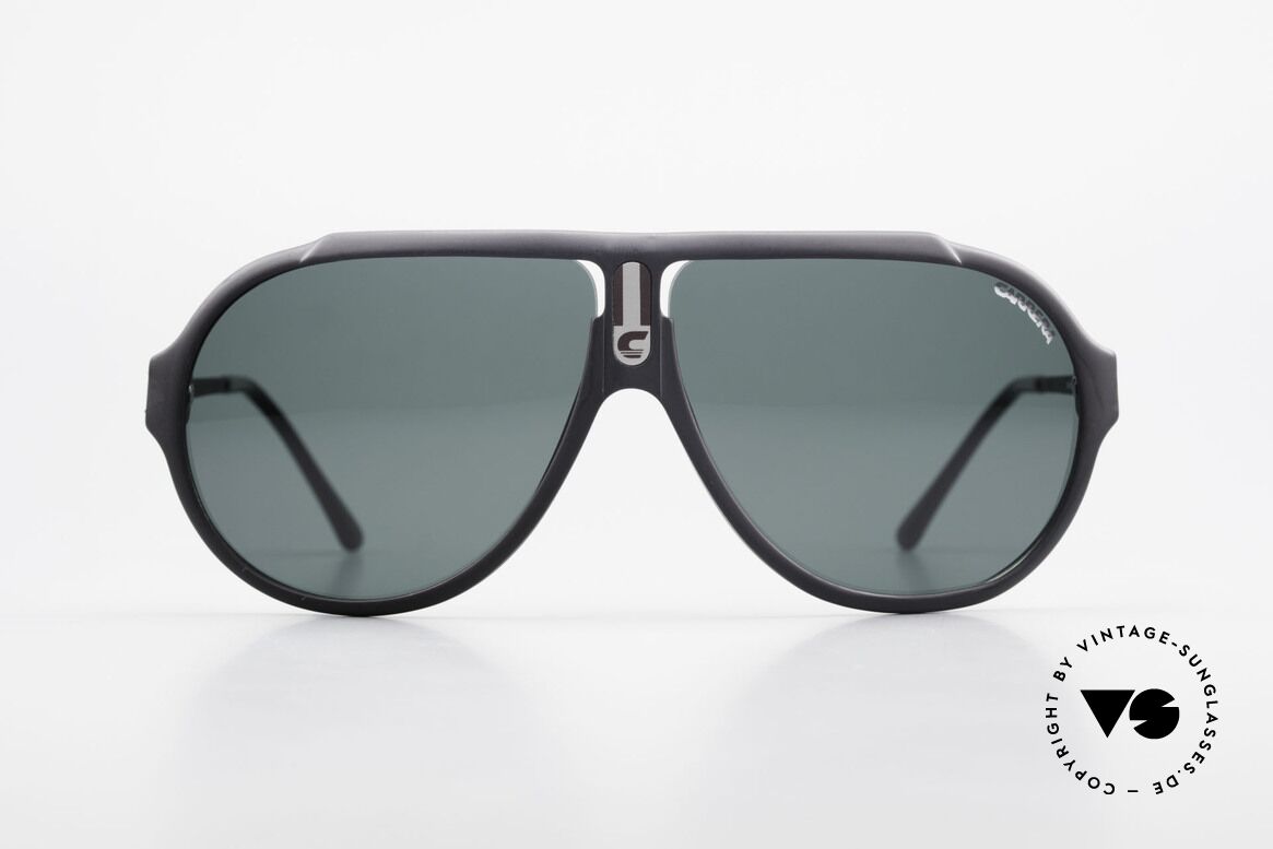 Carrera 5565 Alte 80er Vintage Sonnenbrille, Carrera 5565: ein absoluter Klassiker aus den 80ern, Passend für Herren und Damen