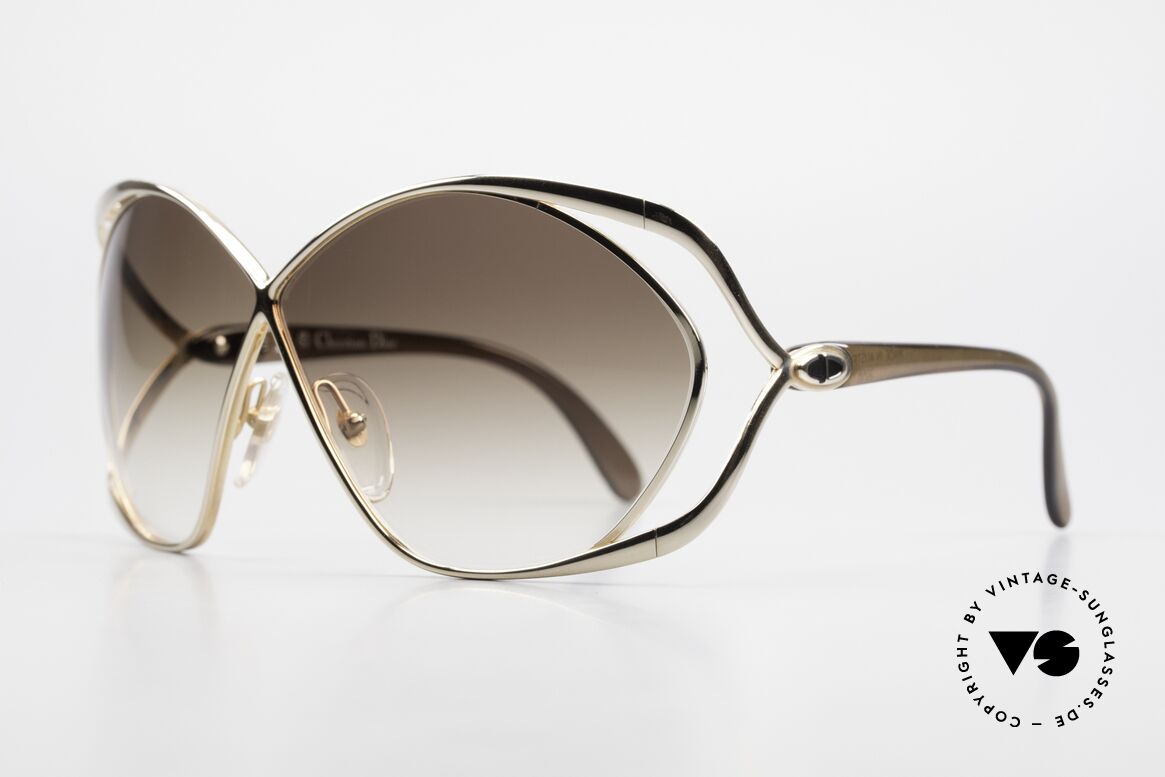 Christian Dior 2056 Damen Sonnenbrille Butterfly, feminines und auffallend elegantes "Butterfly" Design, Passend für Damen