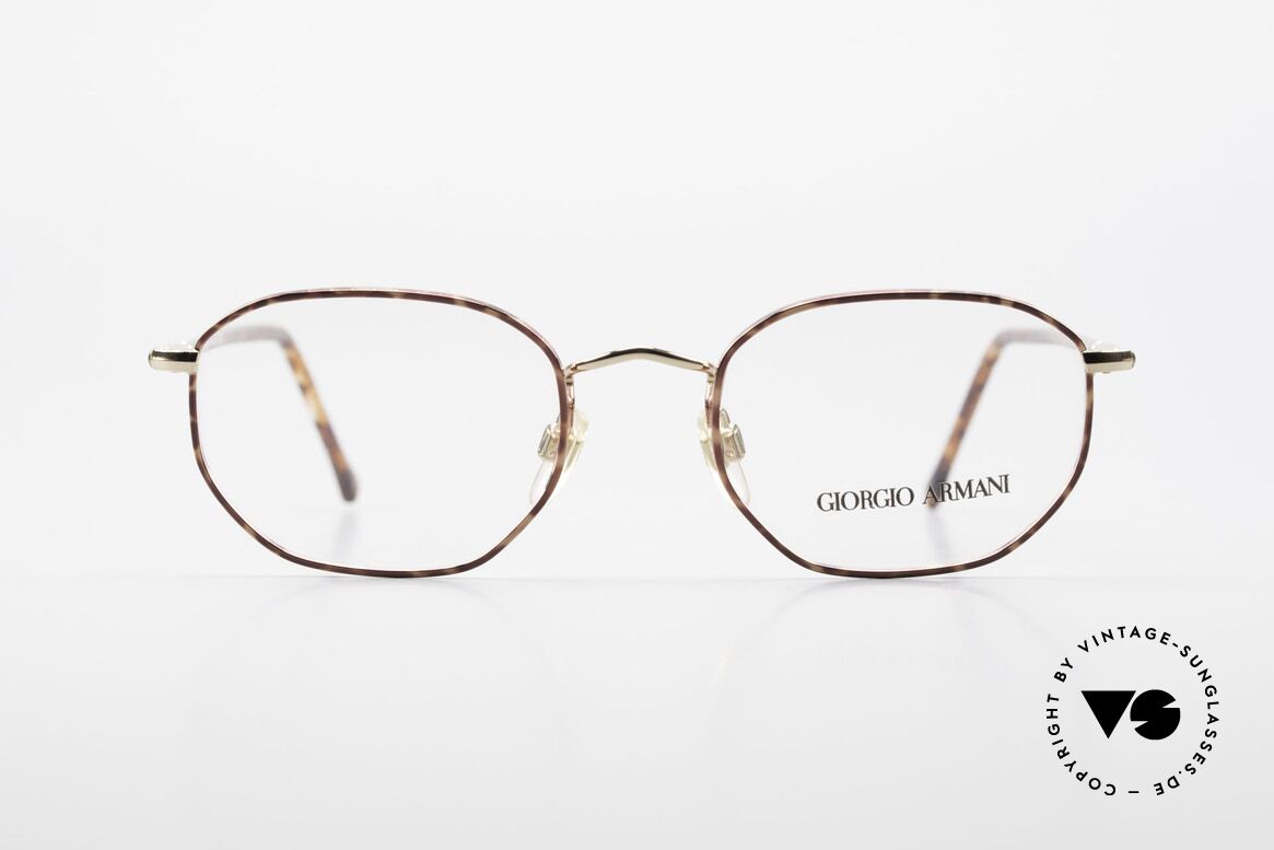 Giorgio Armani 187 Klassische 90er Herrenbrille, zeitlose vintage GIORGIO Armani Designer-Fassung, Passend für Herren Giorgio Armani 187 Klassische 90er Herrenbrille, zeitlose vintage GIORGIO Armani Designer-Fassung, Passend für Herren