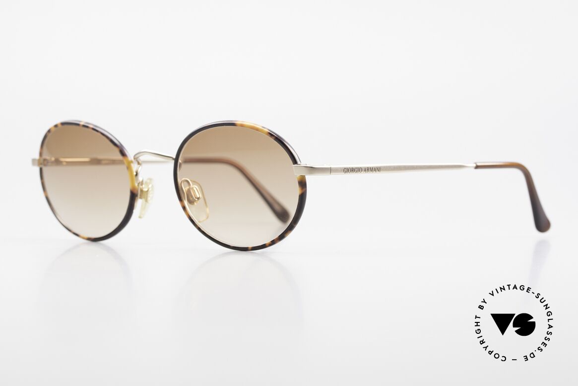 Giorgio Armani 235 Ovale Vintage Sonnenbrille, goldene Fassung mit Windsor-Ringen in "Schildpatt", Passend für Herren und Damen