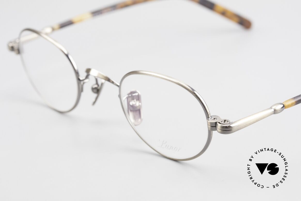 Lunor VA 103 Lunor Brille Altes Original, Model VA 103: Bügel aus einer Acetat-Metallkombi, Passend für Herren und Damen