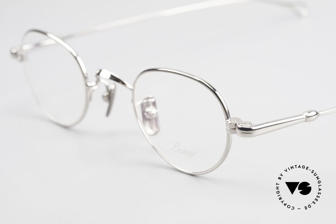 Lunor V 103 Zeitlose Vintage Brille Platin, aus der 2011er Kollektion in altbekannter Qualität, Passend für Herren und Damen