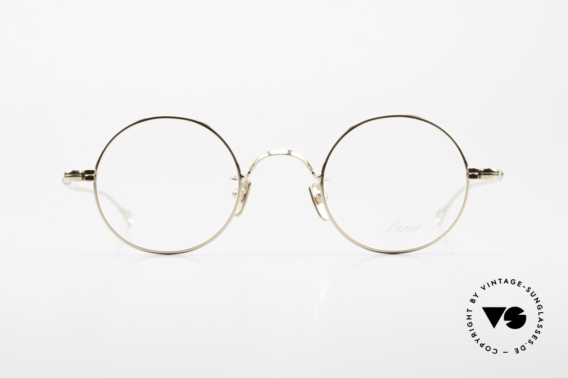 Lunor V 110 Lunor Brille Rund Vergoldet, runde Lunor Metallbrille mit Pads aus reinem Titan, Passend für Herren und Damen Lunor V 110 Lunor Brille Rund Vergoldet, runde Lunor Metallbrille mit Pads aus reinem Titan, Passend für Herren und Damen