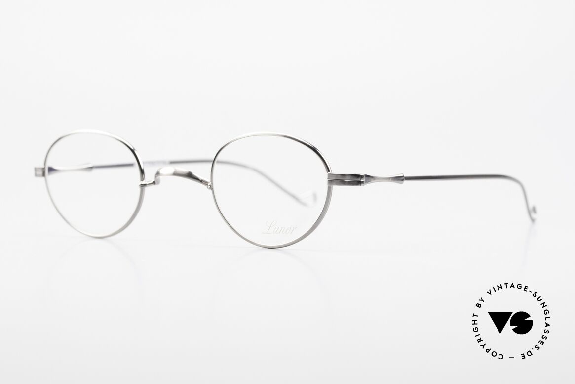 Lunor II 20 Lunor Brille Klein Unisex 90er, sehr schlichte Brille mit W-Steg in 'ANTIK-SILBER', Passend für Herren und Damen