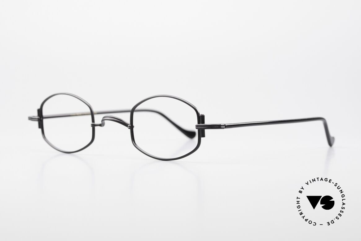 Lunor XA 03 Lunor Brille Alter Klassiker, bekannt für den W-Steg und die schlichten Formen, Passend für Herren und Damen