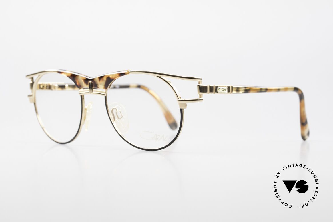 Cazal 244 90er Vintage Brille Panto Stil, typische Farbkombination für die damalige Zeit, Passend für Herren und Damen