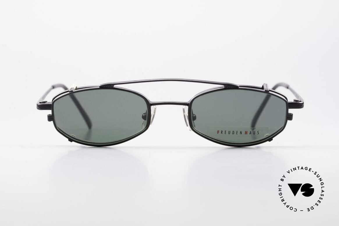 Freudenhaus Ita Titaniumbrille Mit SonnenClip, vintage Brillenfassung von FREUDENHAUS, München, Passend für Herren und Damen