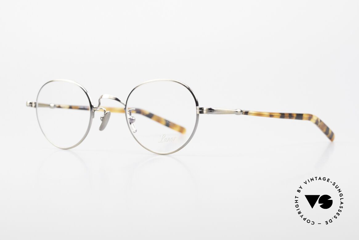 Lunor VA 108 Panto Brille Antik Gold, ohne große Logos; stattdessen mit zeitloser Eleganz, Passend für Herren und Damen