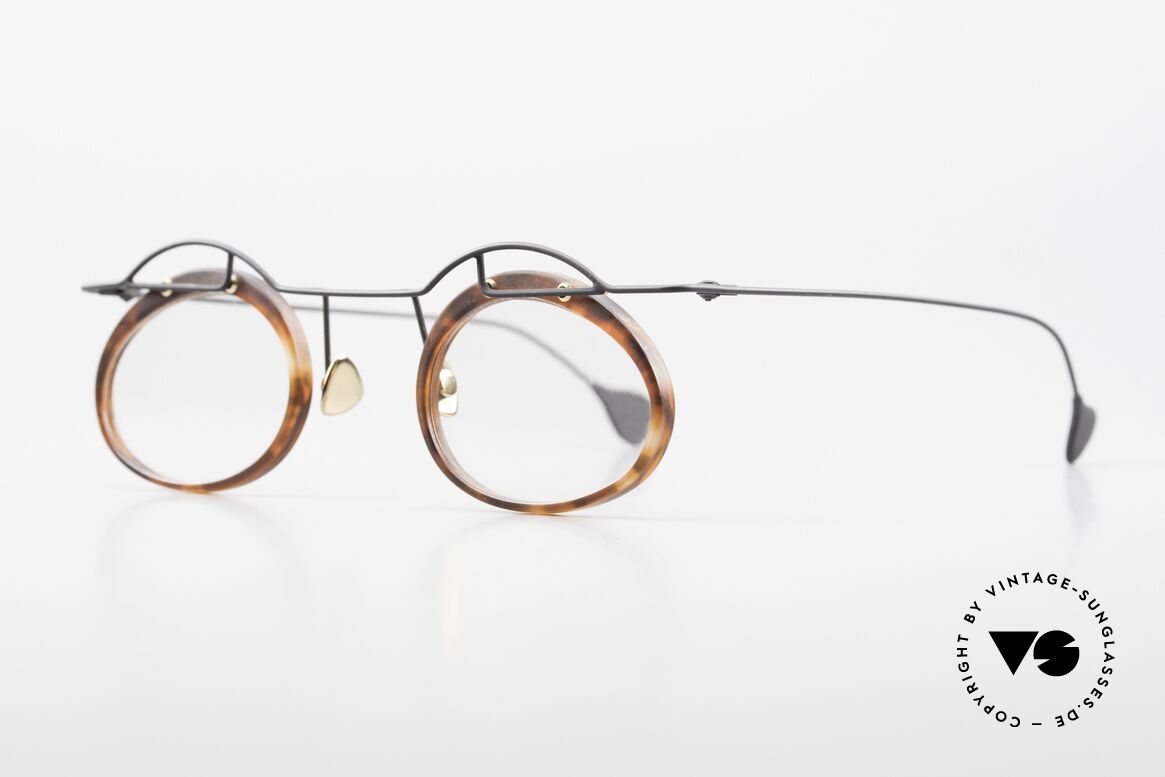 Paul Chiol 06 Kunstvolle Designerbrille 90er, filigran ausgeklügelte Formen; schlichtweg mondän, Passend für Herren und Damen