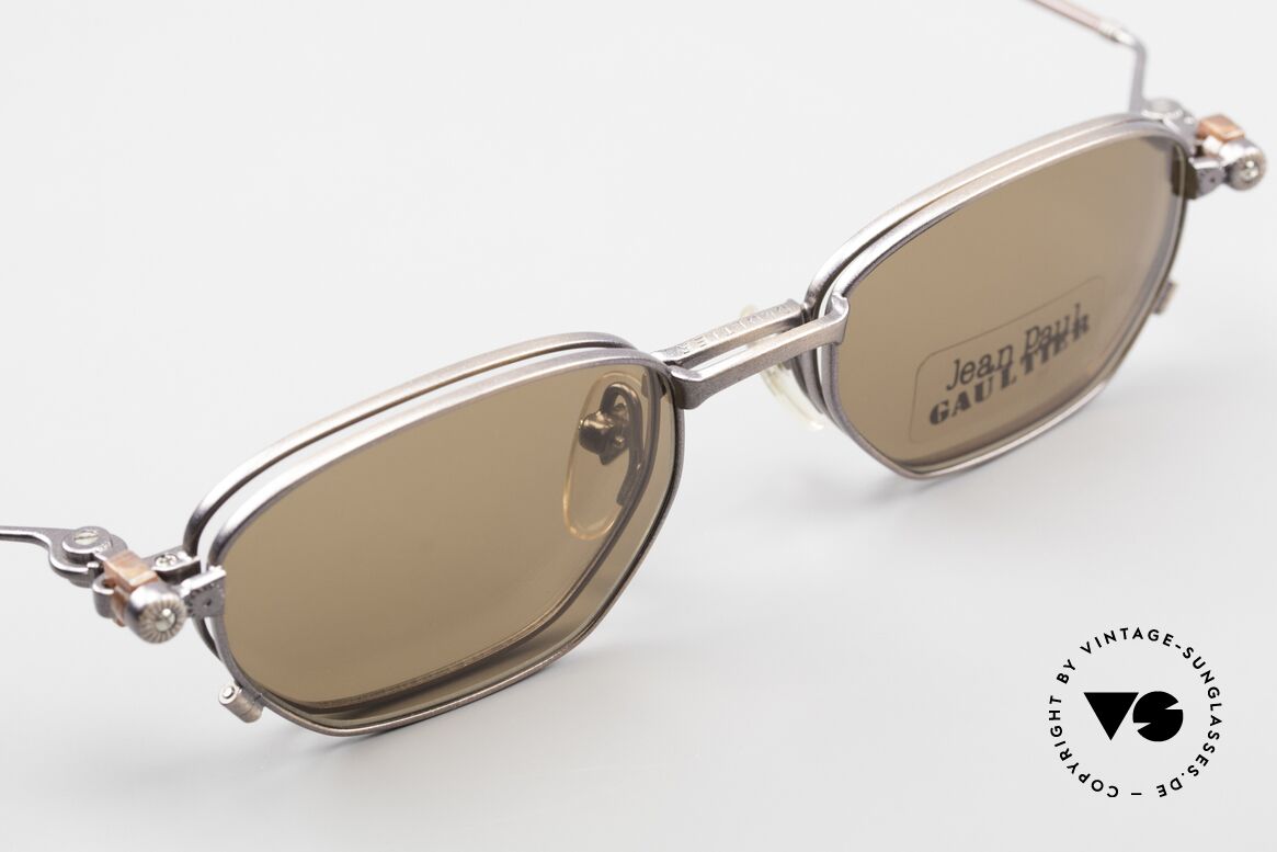 Jean Paul Gaultier 55-8107 90er Vintage Brille Sonnenclip, ungetragen (wie alle unsere Jean Paul Gaultier Brillen), Passend für Herren und Damen
