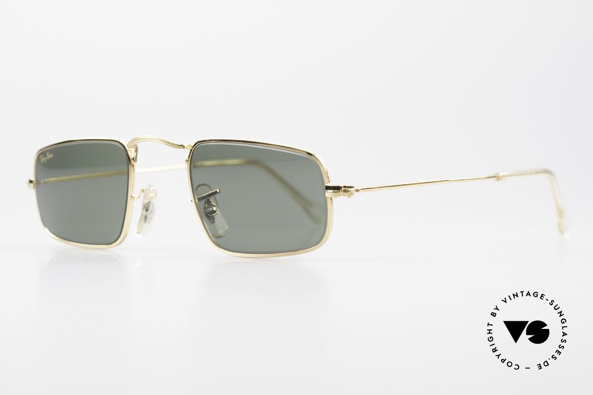 Ray Ban Classic Style IV Kleine Eckige B&L Sonnenbrille, goldener & sehr komfortabler Metallrahmen (XS), Passend für Herren und Damen